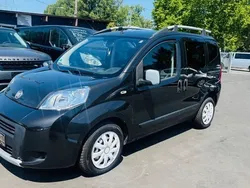 Schwarz Gebraucht 2010 Fiat Qubo Trekking Van / Kleinbus | 2.999 € (Teuer)