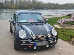 Schwarz Gebraucht 2002 Mini ONE Kleinwagen | 2.200 € (Fairer Preis)