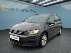 Grau Gebraucht 2022 VW Touran Van / Kleinbus | 30.749 € (Etwas zu teuer)