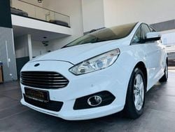 Weiß Gebraucht 2018 Ford S-MAX S Van / Kleinbus | 11.490 € (Superpreis)