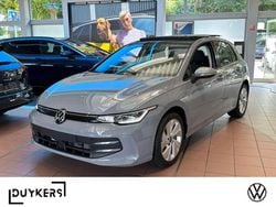 Grau Gebraucht 2024 VW Golf Life Limousine | 24.989 € (Etwas zu teuer)