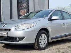 Platingrau Gebraucht 2010 Renault Fluence Expression Limousine | 2.990 € (Superpreis)