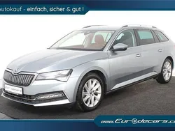 Grau Gebraucht 2021 Skoda Superb Kombi | 23.600 € (Fairer Preis)