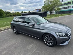 Grau Gebraucht 2017 Mercedes C220 Kombi | 17.600 € (Fairer Preis)