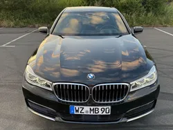 Schwarz Gebraucht 2016 BMW 740 Luxury Line Limousine | 26.500 € (Superpreis)