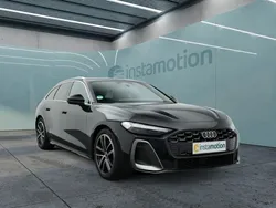 Schwarz Gebraucht 2024 Audi A5 S-Line Coupé | 61.100 € (Teuer)