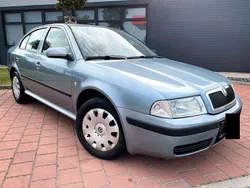 Grau Gebraucht 2004 Skoda Octavia Drive Limousine | 3.150 € (Fairer Preis)