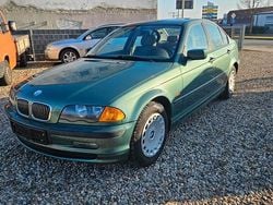 Grün Gebraucht 2001 BMW 316 Limousine | 1.990 € (Superpreis)