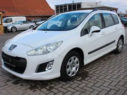 Weiß Gebraucht 2012 Peugeot 308 Access Kombi | 3.890 € (Etwas zu teuer)
