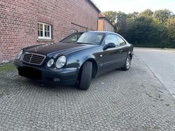 Blau Gebraucht 1999 Mercedes CLK200 | 4.500 € (Fairer Preis)