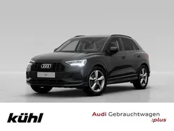 Mythosschwarz metallic Gebraucht 2024 Audi Q3 Advanced SUV | 37.290 € (Fairer Preis)