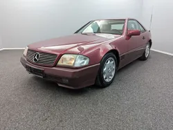 Rot Gebraucht 1993 Mercedes SL300 Cabrio | 21.899 €