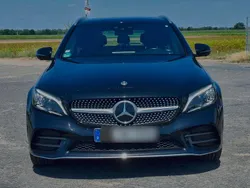 Schwarz Gebraucht 2020 Mercedes C400 Kombi | 37.000 € (Fairer Preis)