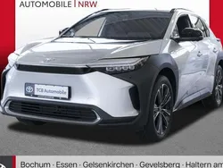 Palladium silber Gebraucht 2023 Toyota bZ4X Comfort SUV | 39.489 € (Etwas zu teuer)