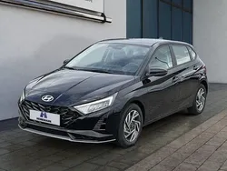 Schwarz Neu 2025 Hyundai i20 Trend Limousine | 24.890 € (Fairer Preis)