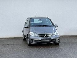 Grau Gebraucht 2012 Mercedes A160 Elegance Kleinwagen | 5.999 € (Guter Preis)
