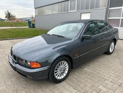Grau Gebraucht 1996 BMW 520 Limousine | 2.990 € (Fairer Preis)