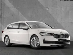 Blau Neu 2025 Skoda Superb Selection Kombi | 36.990 € (Fairer Preis)