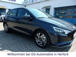 Grau Neu 2024 Hyundai i20 Trend Limousine | 21.990 € (Fairer Preis)