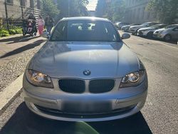 Silber Gebraucht 2008 BMW 116 Kleinwagen | 2.800 €
