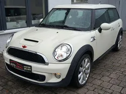 Weiß Gebraucht 2011 Mini Cooper S Clubman Kombi | 6.500 € (Guter Preis)