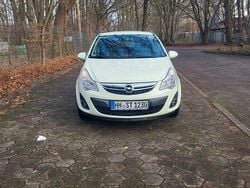 Weiß Gebraucht 2011 Opel Corsa Satellite Kleinwagen | 2.999 € (Guter Preis)