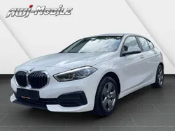 Alpinweiss iii Gebraucht 2023 BMW 118 Advantage Kleinwagen | 19.000 € (Guter Preis)