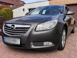 Grau Gebraucht 2009 Opel Insignia Sport Kombi | 6.000 € (Teuer)