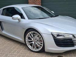 Silber Gebraucht 2009 Audi R8 Coupé Sport Coupé | 22.950 €