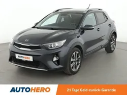 Grau Gebraucht 2021 Kia Stonic Vision SUV | 14.480 €