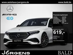 Weiss manufaktur opalithweiss bright Gebraucht 2024 Mercedes E200 AMG Limousine | 65.690 € (Teuer)