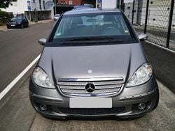 Grau Gebraucht 2006 Mercedes A180 Limousine | 1.350 €