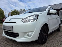 Weiß Gebraucht 2015 Mitsubishi Space Star Diamant Edition Limousine | 6.350 € (Etwas zu teuer)