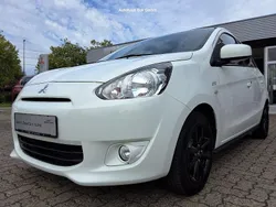 Weiß Gebraucht 2015 Mitsubishi Space Star Diamant Edition Limousine | 6.350 € (Etwas zu teuer)