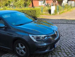 Grau Gebraucht 2019 Renault Mégane GrandTour Life Kombi | 9.500 € (Superpreis)