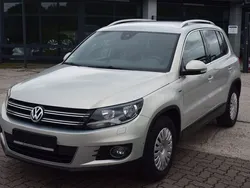Gold Gebraucht 2013 VW Tiguan Life SUV | 9.750 € (Fairer Preis)