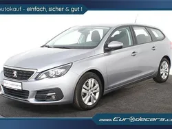 Grau Gebraucht 2021 Peugeot 308 Active Kombi | 12.400 € (Guter Preis)