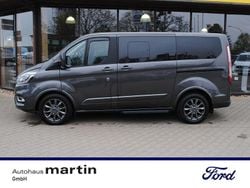 Magnetic grau Gebraucht 2023 Ford Tourneo Custom Titanium X Van | 38.990 € (Guter Preis)