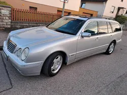 Silber Gebraucht 2001 Mercedes E270 Avantgarde Kombi | 4.200 € (Fairer Preis)