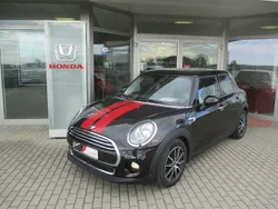 Midnight black Gebraucht 2018 Mini Cooper Kleinwagen | 13.990 € (Fairer Preis)