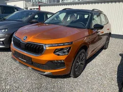 Phoenix orange metallic Gebraucht 2024 Skoda Kamiq Selection SUV | 21.995 € (Etwas zu teuer)