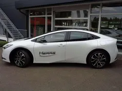 Platinumweißperleffekt Gebraucht 2023 Toyota Prius Plug-in Hybrid Executive Kleinwagen | 43.990 € (Teuer)