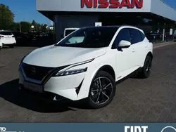 Weiß brilliant white (m) Gebraucht 2022 Nissan Qashqai Tekna SUV | 29.880 € (Fairer Preis)