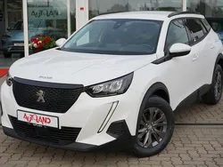 Weiß Gebraucht 2021 Peugeot 2008 SUV | 16.490 € (Guter Preis)