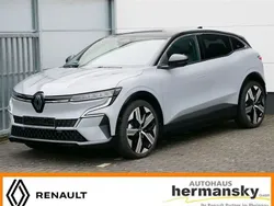 Andere farbe Gebraucht 2024 Renault Mégane Techno Kleinwagen | 42.590 € (Teuer)