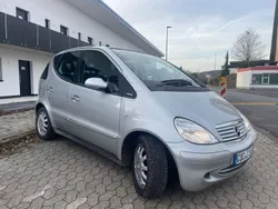 Silber Gebraucht 2002 Mercedes A140 Avantgarde Van / Kleinbus | 3.500 € (Teuer)