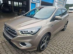 Silber Gebraucht 2019 Ford Kuga SUV | 17.990 € (Fairer Preis)