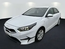 Carraraweiss Neu 2024 Kia Ceed Vision Limousine | 22.490 € (Fairer Preis)