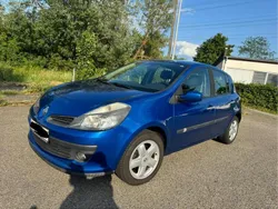 Blau Gebraucht 2007 Renault Clio II Kleinwagen | 2.500 € (Etwas zu teuer)