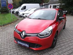Rot Gebraucht 2016 Renault Clio IV LIMITED Limousine | 7.990 € (Fairer Preis)